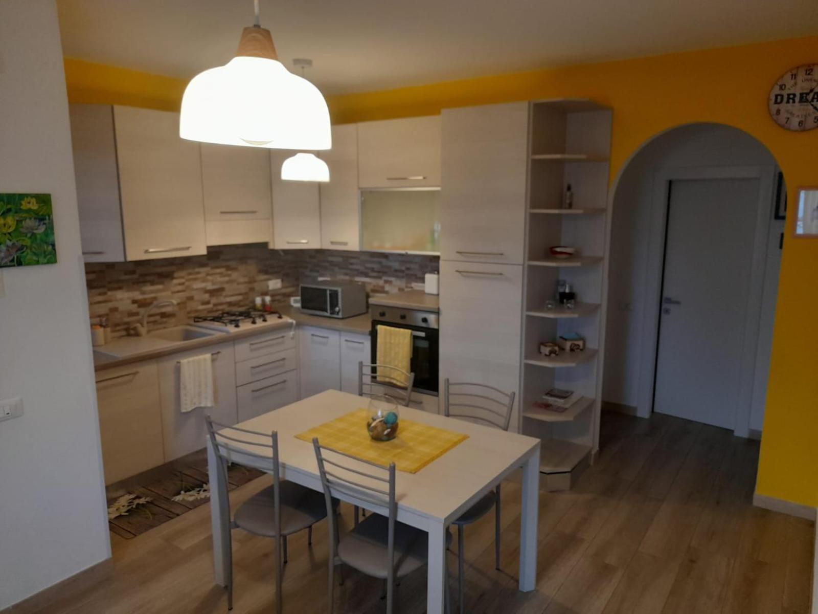 Citrus Apartment Brenzone Екстериор снимка