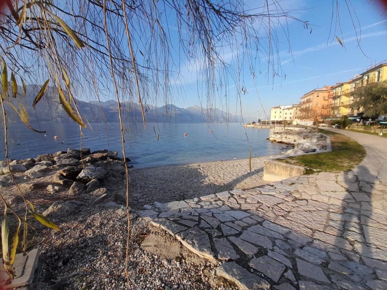 Citrus Apartment Brenzone Екстериор снимка